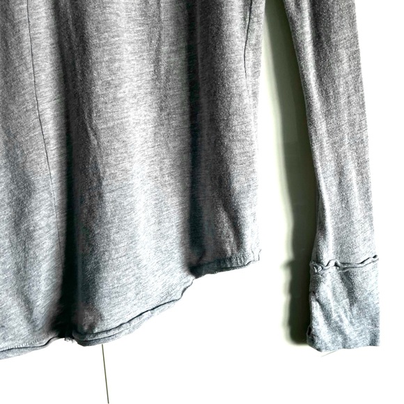 Free People We The Free The Arden Tee in Heather Gray Size S EUC - Picture 15 of 16